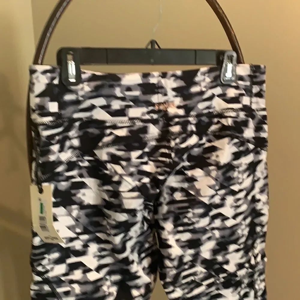 Warrior Workout Capris   - Picture 3 of 6
